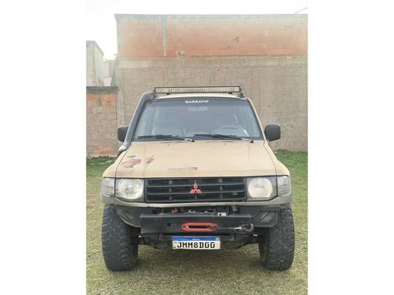 MITSUBISHI PAJERO 3.0 GLS 4X4 V6 24V GASOLINA 2P MANUAL MITSUBISHI PAJERO 3.0 GLS 4X4 V6 24V GASOLINA 2P MANUAL